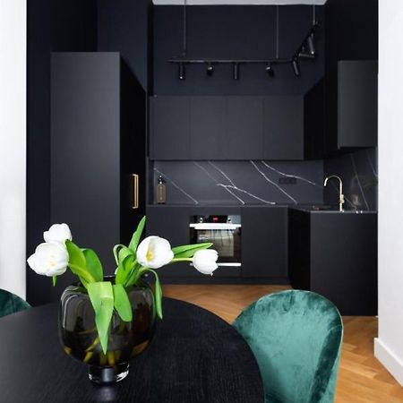 Turnkey I Premium Apartment Praga Esterno foto